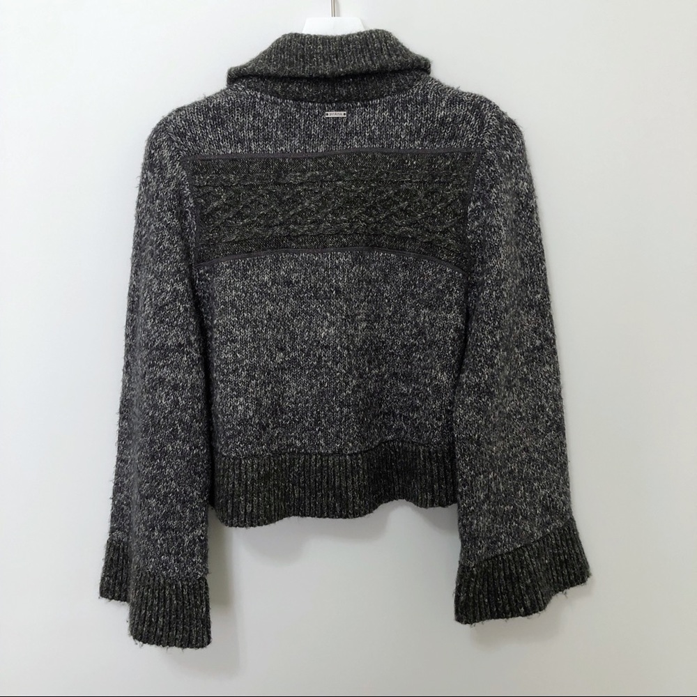 SOLD PrAna Danika Cape Crop Sweater Gray Bell Sleeves - Picture 3 of 8